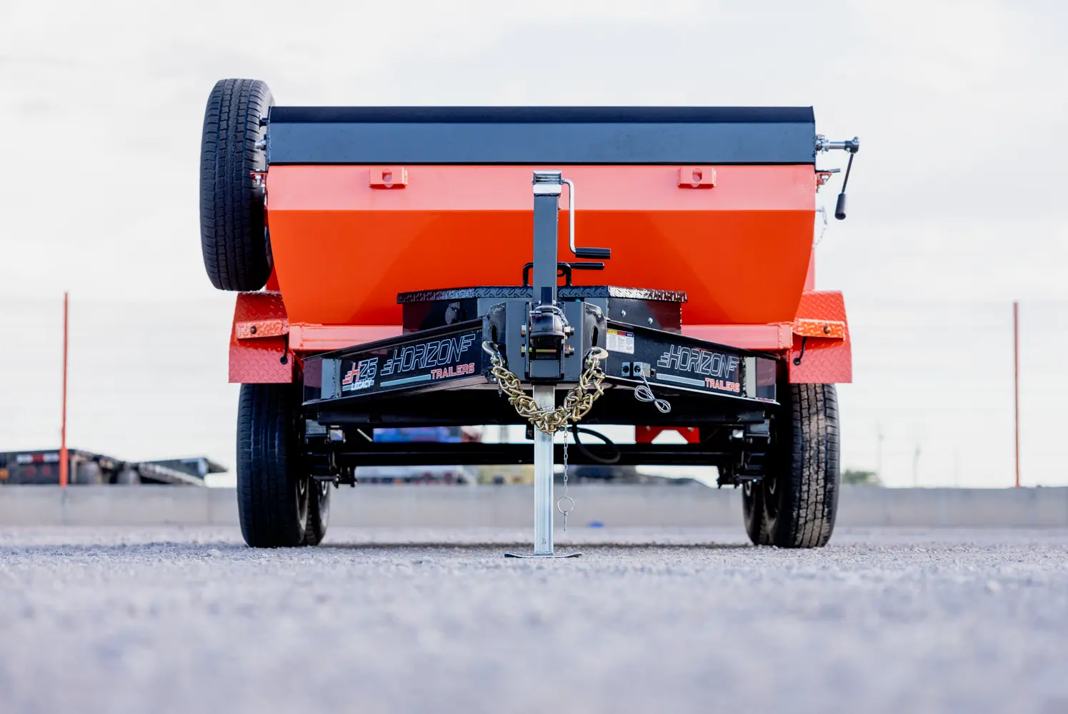 horizon trailers img